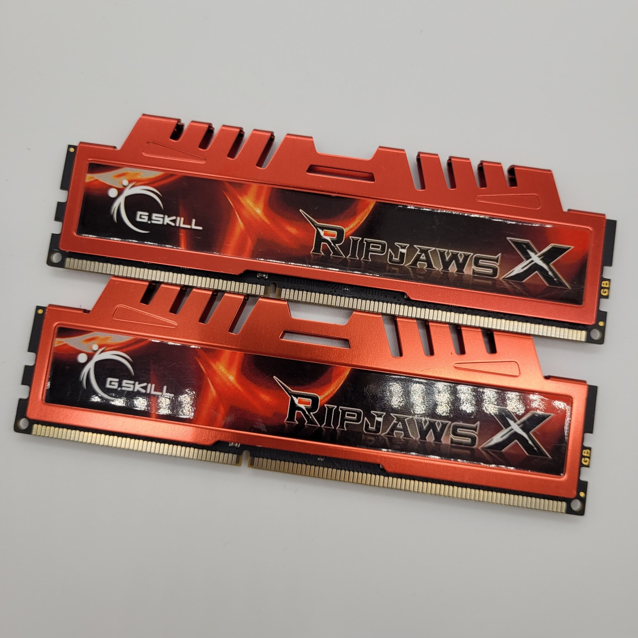 Пара оперативної пам'яті G.Skill RipjawsX DDR3 8Gb (2x4Gb) 1333MHz PC3-10666U CL9 2R8 (F3-10666CL9D-8GBXL) Б/В
