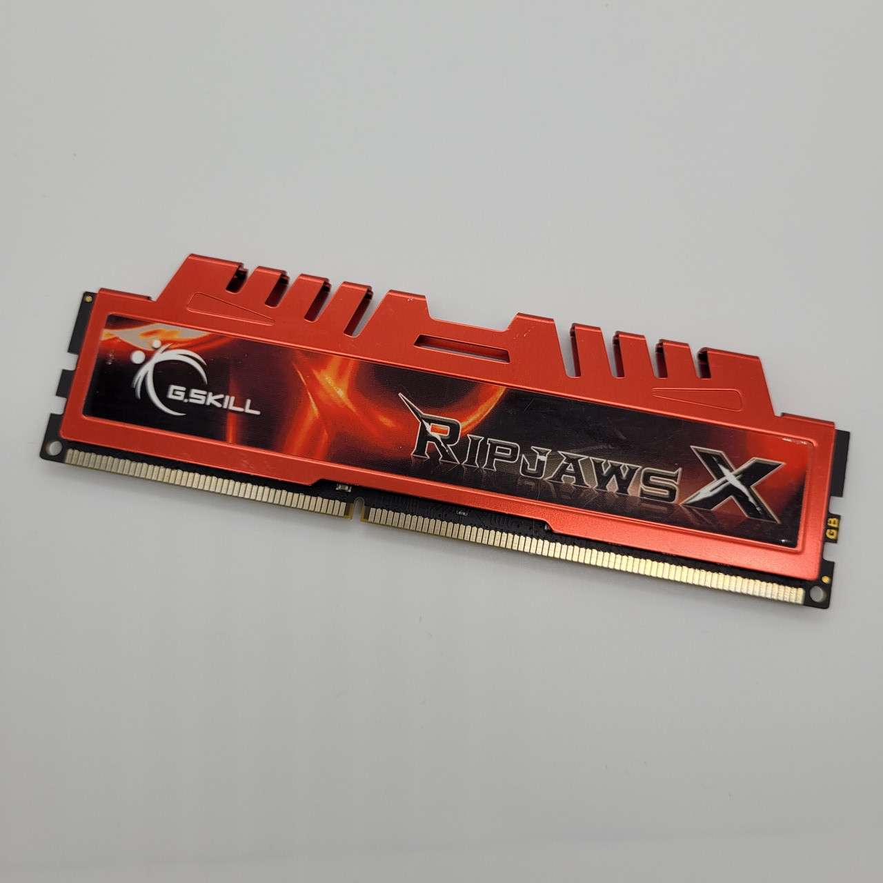 Оперативна пам'ять G.Skill RipjawsX DDR3 4Gb 1333MHz PC3-10666U CL9 2R8 (F3-10666CL9D-8GBXL) Б/В