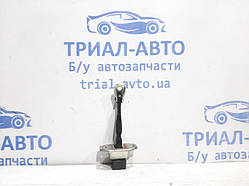 Обмежувач двері передній правий Mitsubishi Lancer 2007-2013 5702A079 (Арт.22135)
