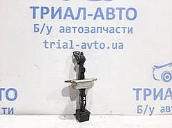 Обмежувач дверей передній правий Mitsubishi Outlander 2003-2007 5702A084 (Арт.22144)