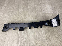 Кронштейн заднього бампера MAZDA