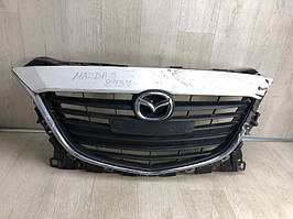Решітка радіатора MAZDA