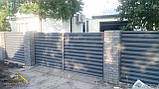 Жалюзі паркан із металу з полімерним матовим покриттям, паркан жалюзі сірого кольору RAL-7024 (графіт), фото 4
