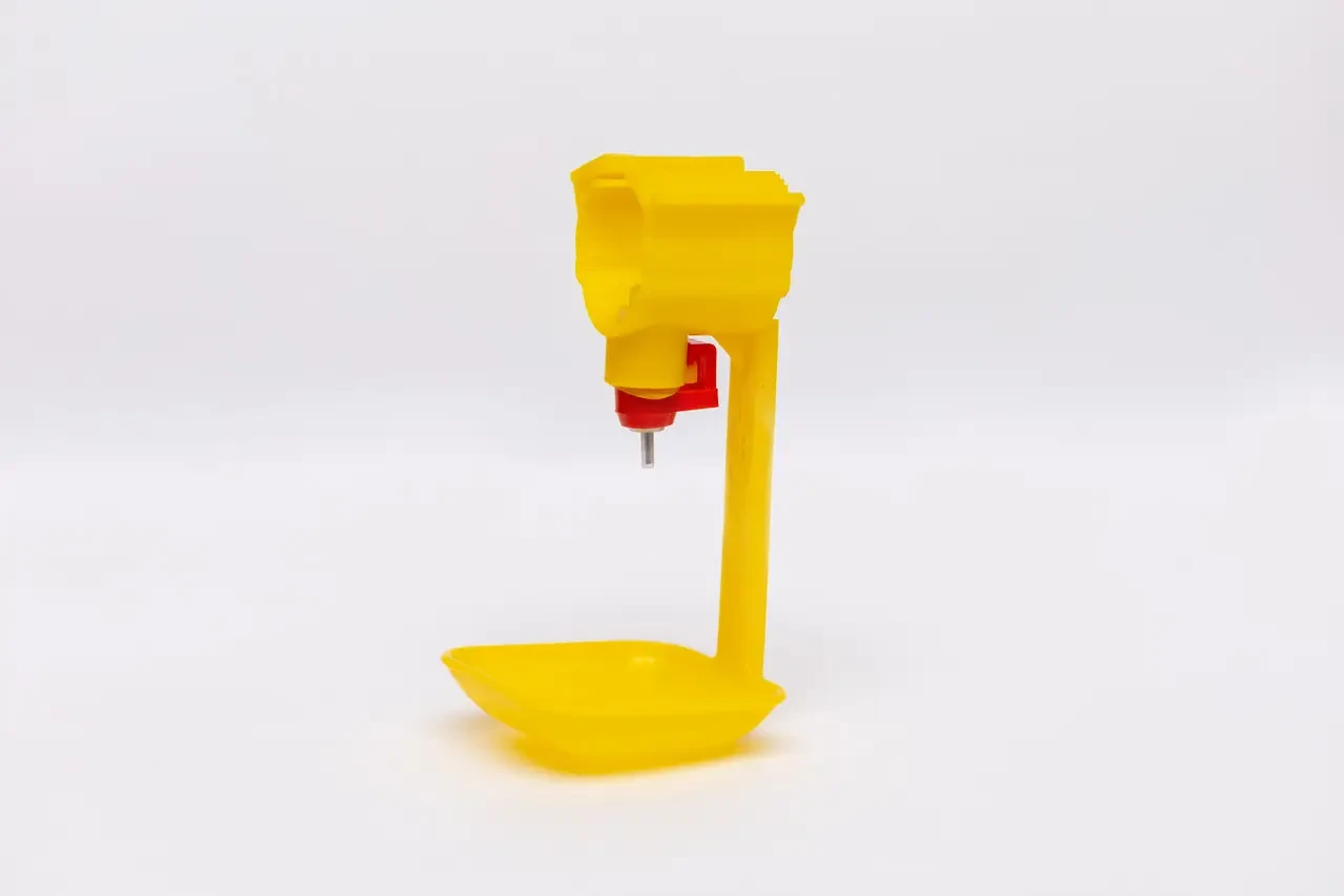 Поїлка ніпельна C18 для птиці з краплеуловлювачем, під круглу трубу, фото 1