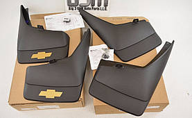 Chevrolet Silverado 2007-2013 Бризковики передні задні Нові Оригінал