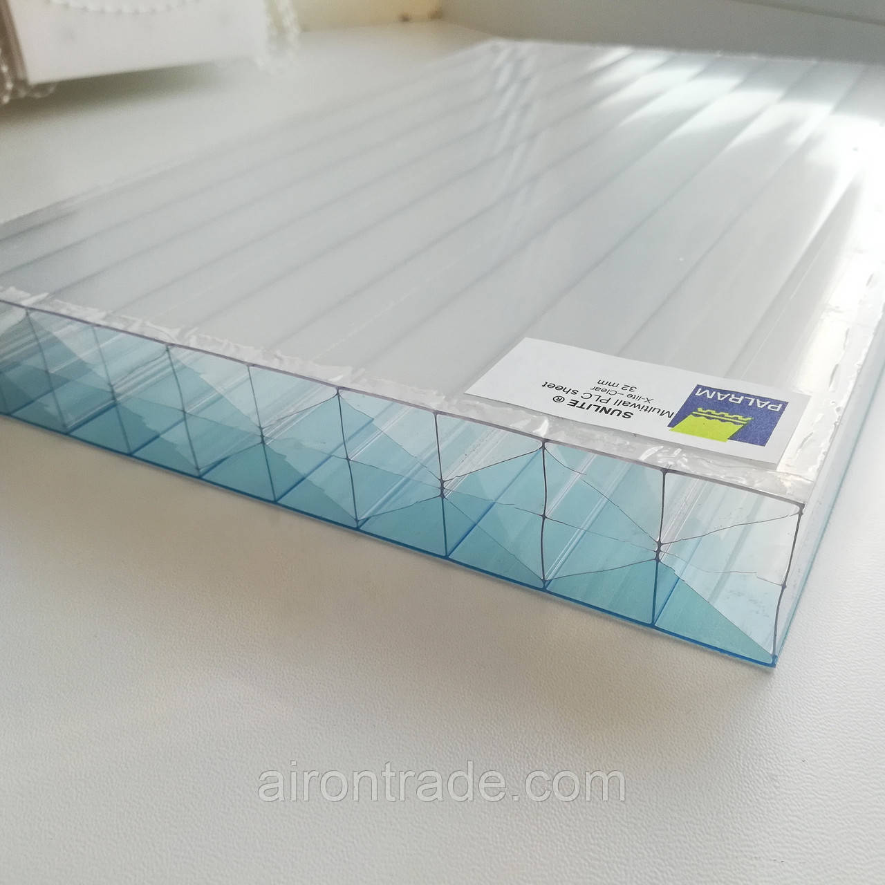 Полікарбонат сотовий SUNLITE 32 мм X-Lite Прозорий 2100x6000 мм