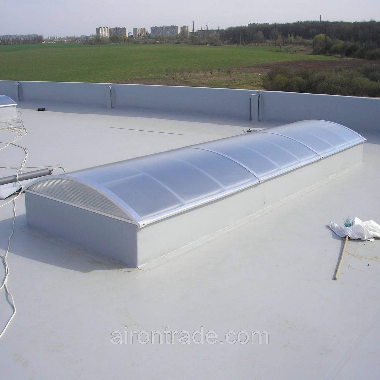 Ліхтар промислової будівлі