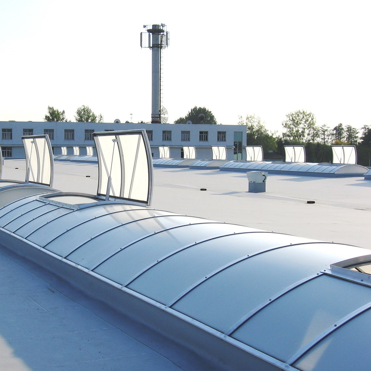 Зенітні ліхтарі з алюмінієвого профілю