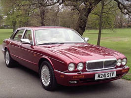 DAIMLER Double Six VII (1994–1997)