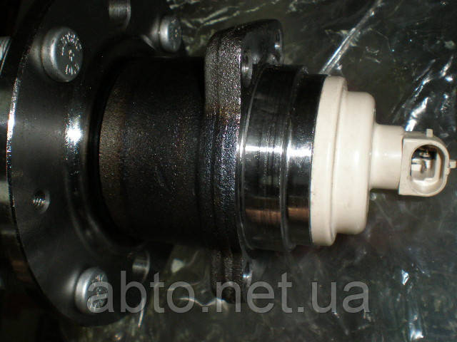Маточина заднього колеса Chery Eastar B11-3301030AB