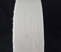 Долевик. Флизелин нитепрошивнной, клеевой, белый, ширина 2 см / 20 мм / длина 100м