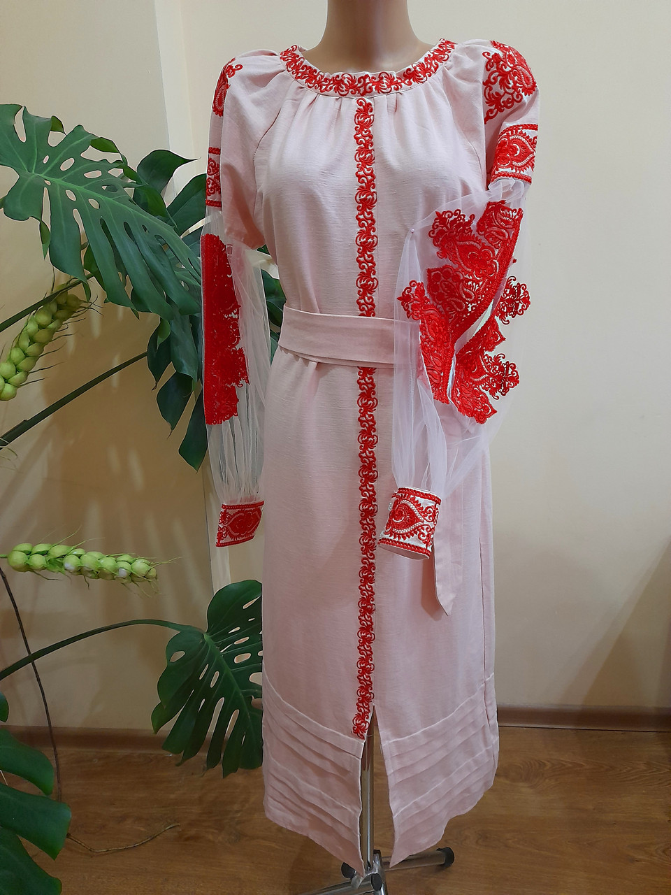Вишита сукня. Плаття вишиванка.