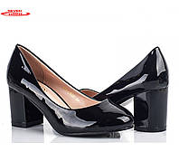Женские черные туфли маленький каблук 36 размер
