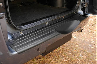 Накладка на задній бампер Suzuki Grand Vitara 2008-2012 р. в.
