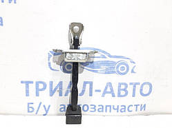Обмежувач дверей задній лівий Mitsubishi Lancer 2006-2013 5732A066 (Арт.22172)