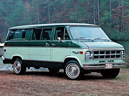 GMC G-series II (1976–1986)
