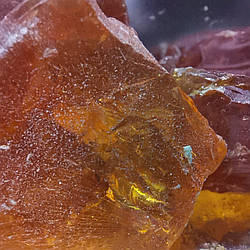 Каніфоль талова натуральна для лакофарбової промисловості.