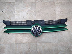 Решітка Volkswagen Golf 4  1J0 853 655 C, 1J0 853 651 L