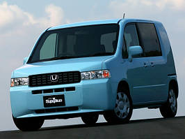 HONDA Mobilio Spike (2002–2005)