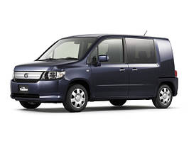 HONDA Mobilio Spike (2005–2008)