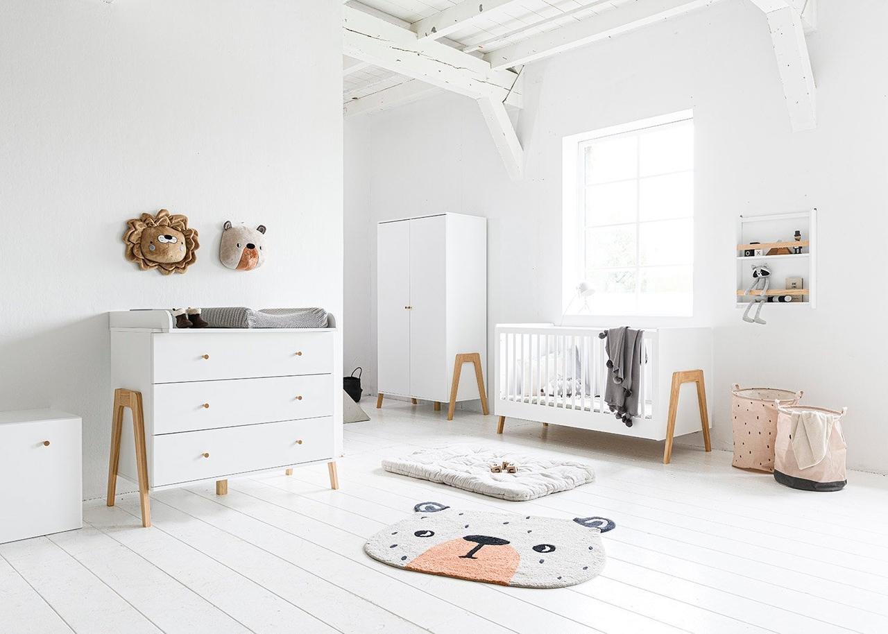 babykamer_brise_wit_hout_petite_amelie.jpg