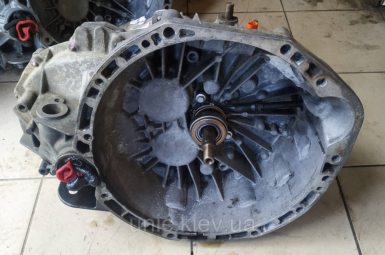 КПП PF6 018 Рено Майстер 3 / Мовано 2.3 б/в