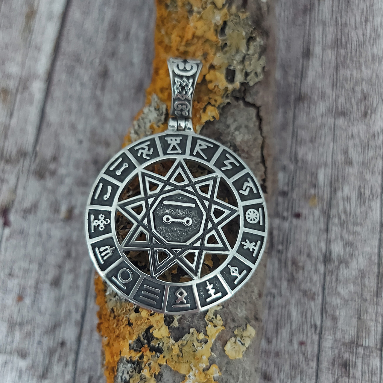 Чертог Рожана Щука, Свароже коло, кулон оберіг амулет талісман