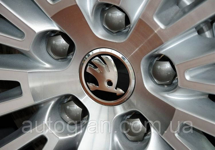 Заглушки ковпачки литих дисків Skoda новий тип