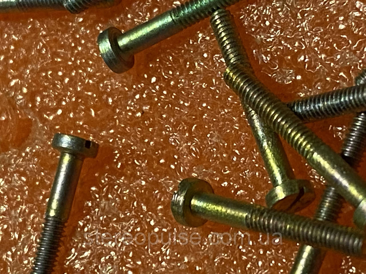 Гвинт М2 х 17 20 шт.