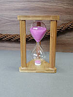 Пісочний годинник у дереві 10 хв рожевий трикутний