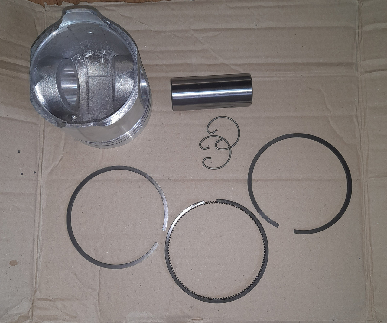 Поршневий комплект STD двигуна ZS1105, фото 1