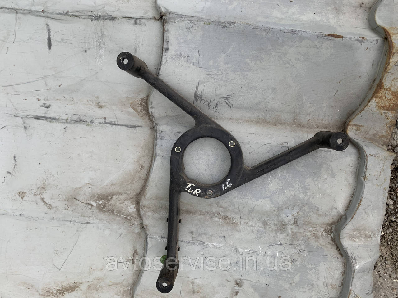 Кронштейн вентилятора Skoda Octavia Tour 1.6, фото 1