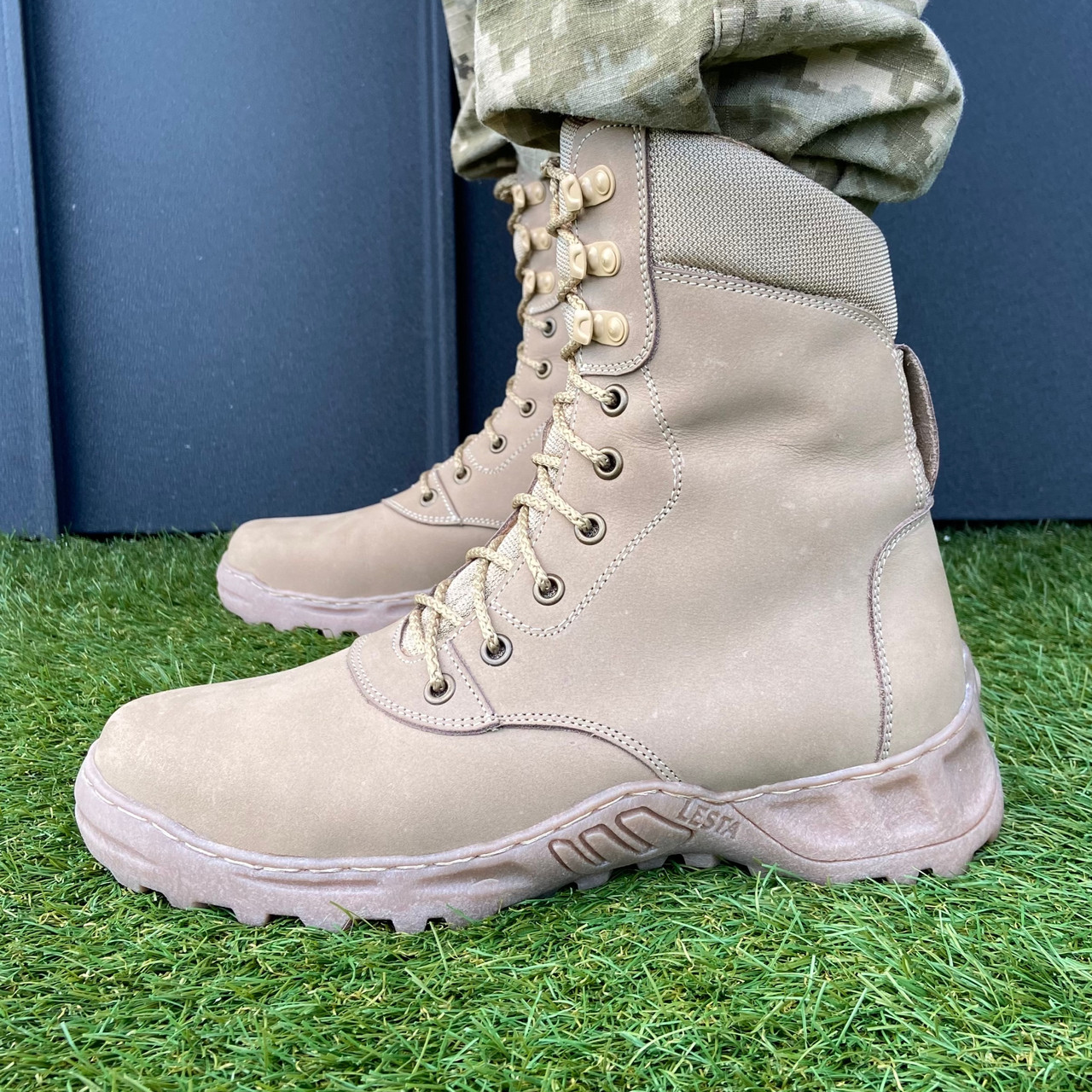 Чоловічі берці шкіряні з дихаючої тканини