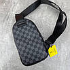 Стильна нагрудна сумка-слінг Louis Vuitton, фото 5