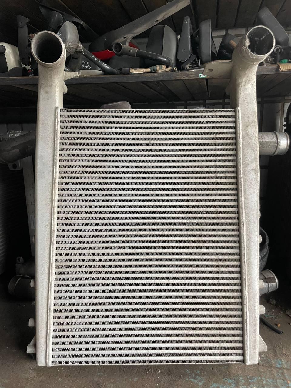 Радіатор Renault Premium б/у, фото 1