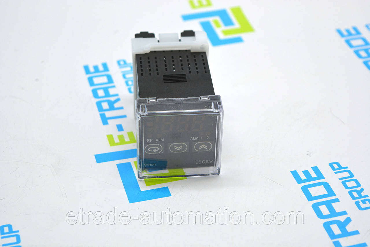 ПІД-регулятор температури Omron E5CSV-Q1T-500