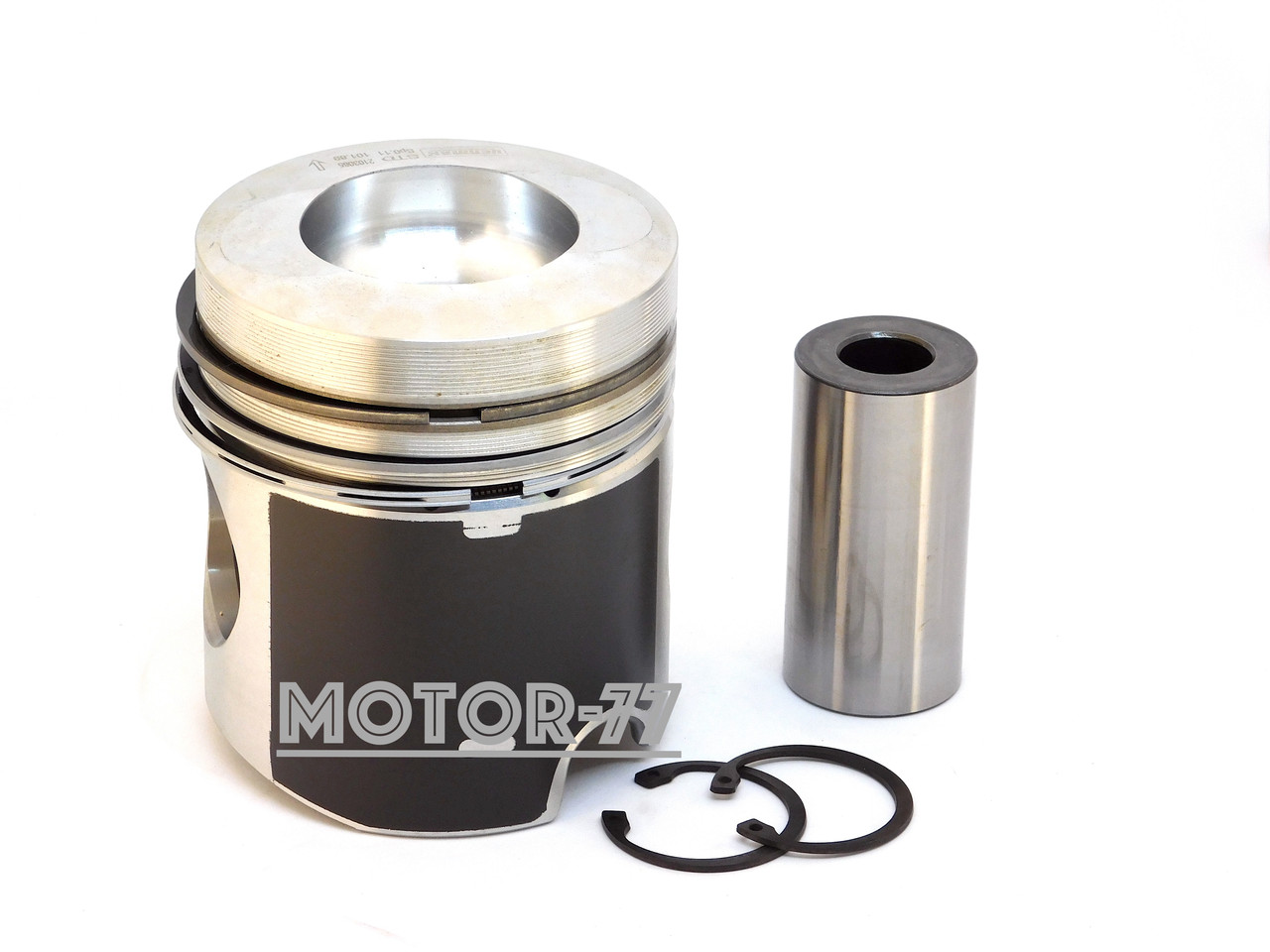 Поршень з кільцями на Deutz BF4L913, BF4L913T, BF6L913, BF6L913T, BF4L913C (04151059)