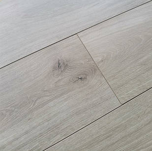 Ламінат Kronopol Parfe Floor 4V Дуб Монделло 4090 для спальні коридору під теплу підлогу з фаскою