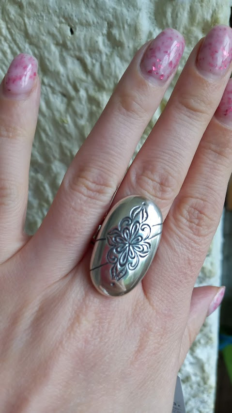 Срібне кільце без вставок овальної форми, фото 1