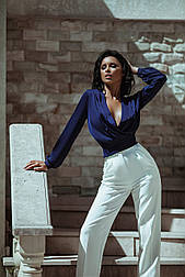 Нарядна шовкова блуза темно-синього кольору