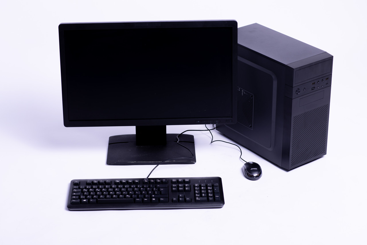 Б/В Комп'ютер, Intel Core i5 6400, ОЗП 8 ГБ, HDD 250 ГБ, SSD 240 ГБ, монітор 24"