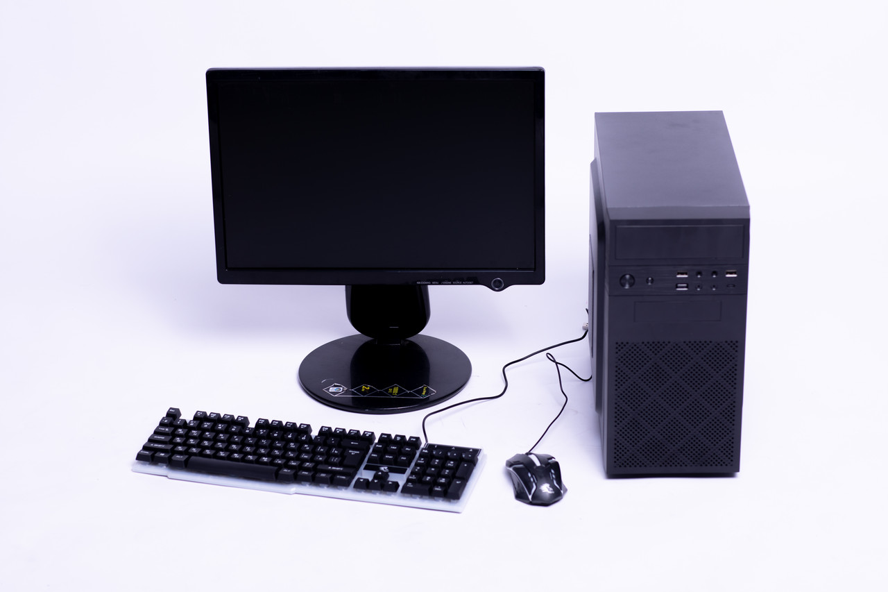 Б/В Комп'ютер у зборі, Intel Core i7 6700, ОЗП 16 ГБ, HDD 1000 ГБ, SSD 240 ГБ, відео 2 ГБ, монітор 20"