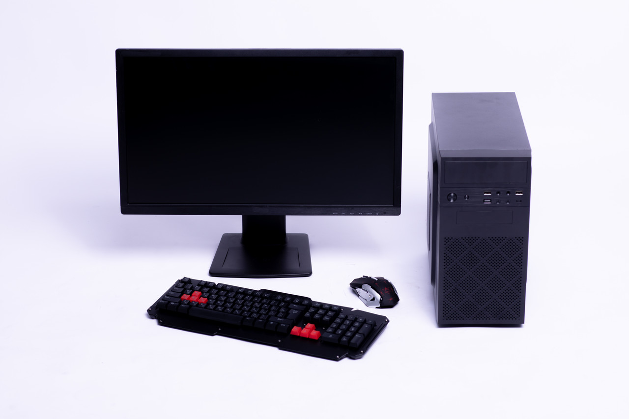 Б/В Комп'ютер у складі, Intel Core i3 6100, ОЗП 8 ГБ, HDD відсутній, монітор 22"