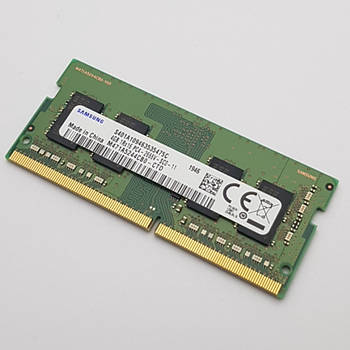 Оперативна пам'ять 4gb ddr4 samsung m471a5244cbo-ctd з розборки