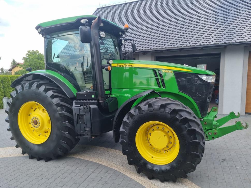 Трактор John Deere 7230R 2013 року