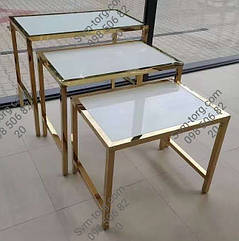 Столи для презентації товарів