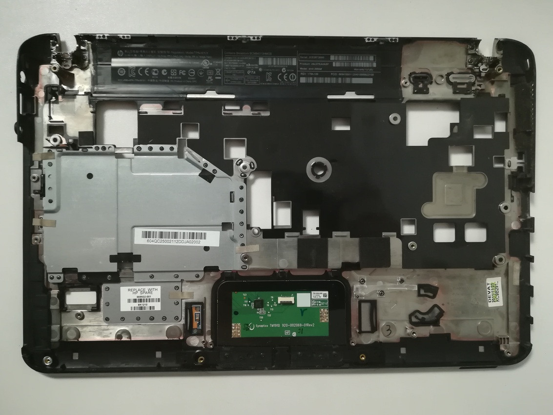 HP Pavilion Dm4-3000 Корпус C (топкейс, середня частина) (669932-001)