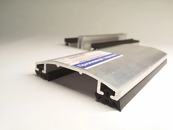 Алюмінієвий профіль притискна, кришка АПК-40, без покриття (6.1 м) Срібний, 60