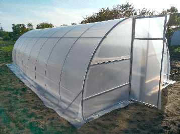 Теплиця "Дарина підсилена" 4х10м, труба 30х30мм з плівкою 120 мкм