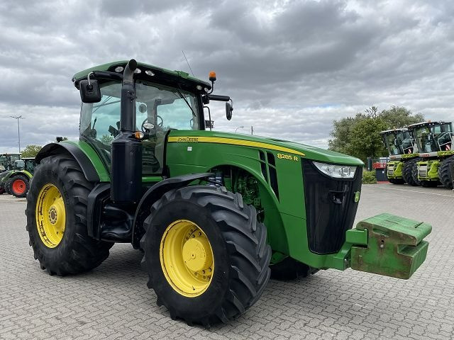 Трактор John Deere 8285R 2013 року